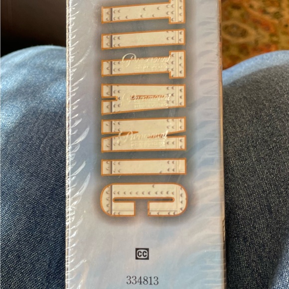 VHS tapes - Picture 3 of 4